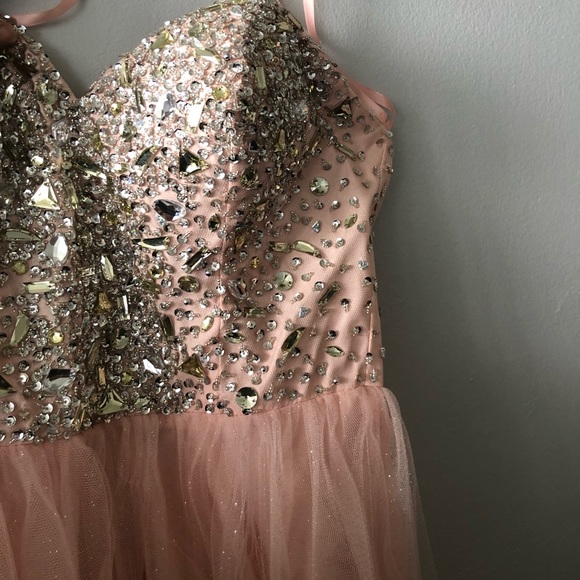 Beautiful Pink Graduation/Prom/Party Dress - Picture 3 of 4